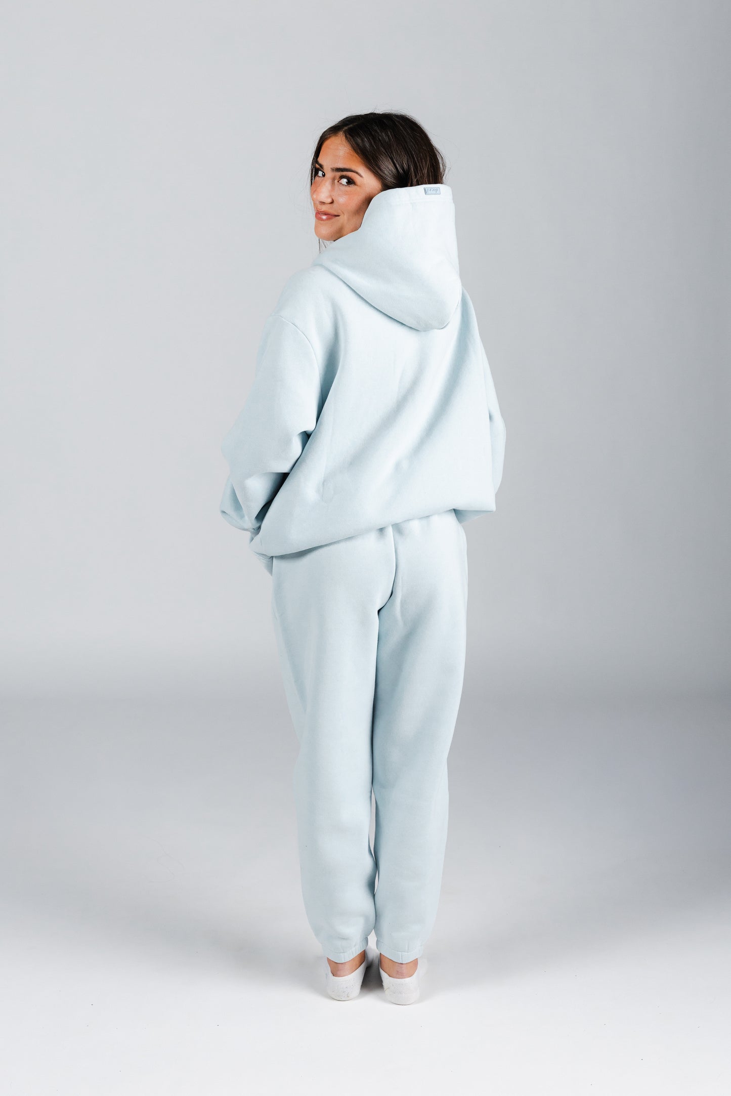 size: Reese is 5'1 wearing size M | color: Blue Sky