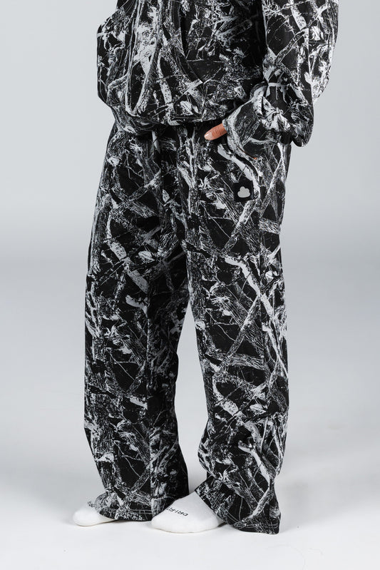 size: Mariah is 5'7 wearing size L | color: Midnight Woods